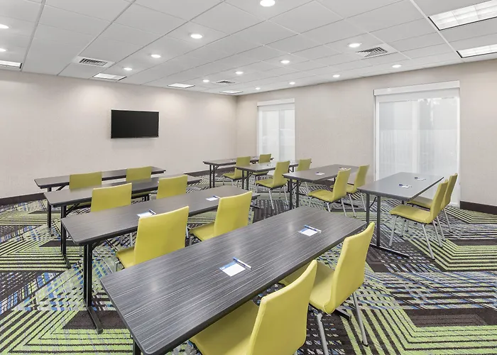 Holiday Inn Express Hotel & Suites Palm Bay By Ihg
